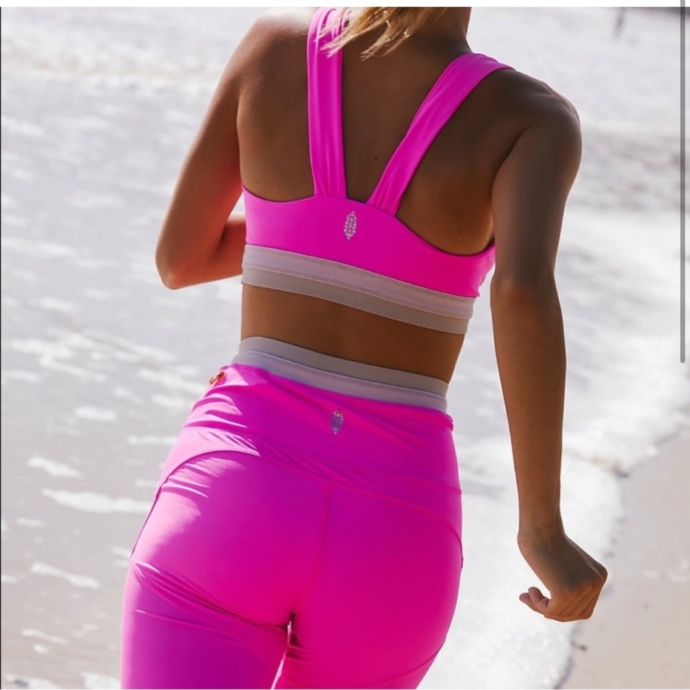 SOLD Free People Movement Neon Pink Wet sports bra - Picture 2 of 9